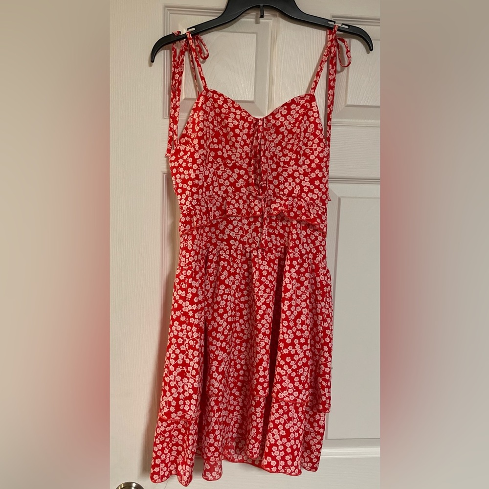 Simplee Red White Tie Strap Floral Sundress